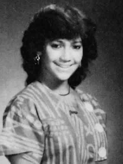 Young Jennifer Lopez in her high school years