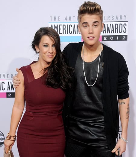 Justin Bieber 2012 with his mom