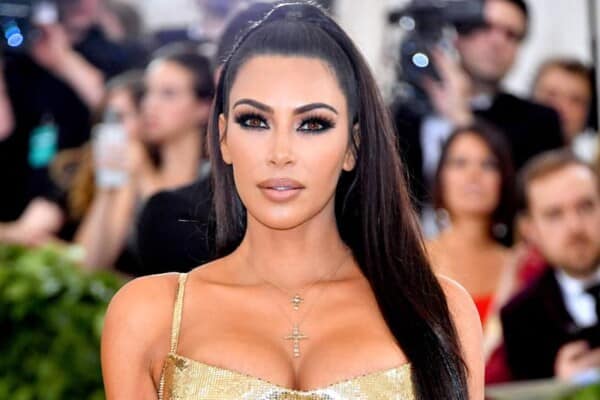 Kim Kardashian Plastic Surgery REVEALED!