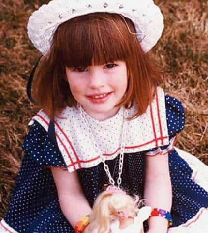 Young Anne Hathaway as a child